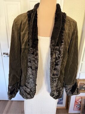Chocolate brown crush Velvet vintage Trim Jacket - Women's Cozy Layer